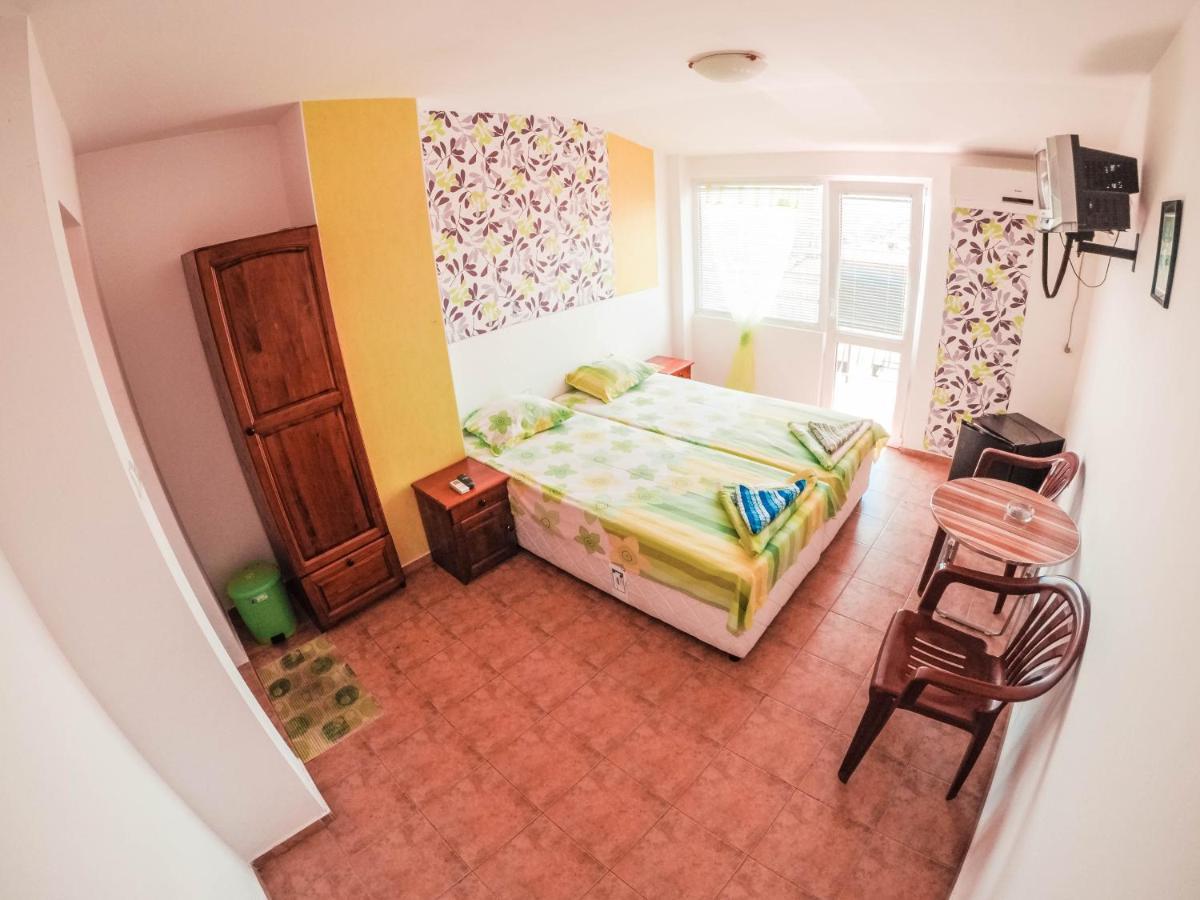 Guest House Gabriel Sozopol Eksteriør bilde