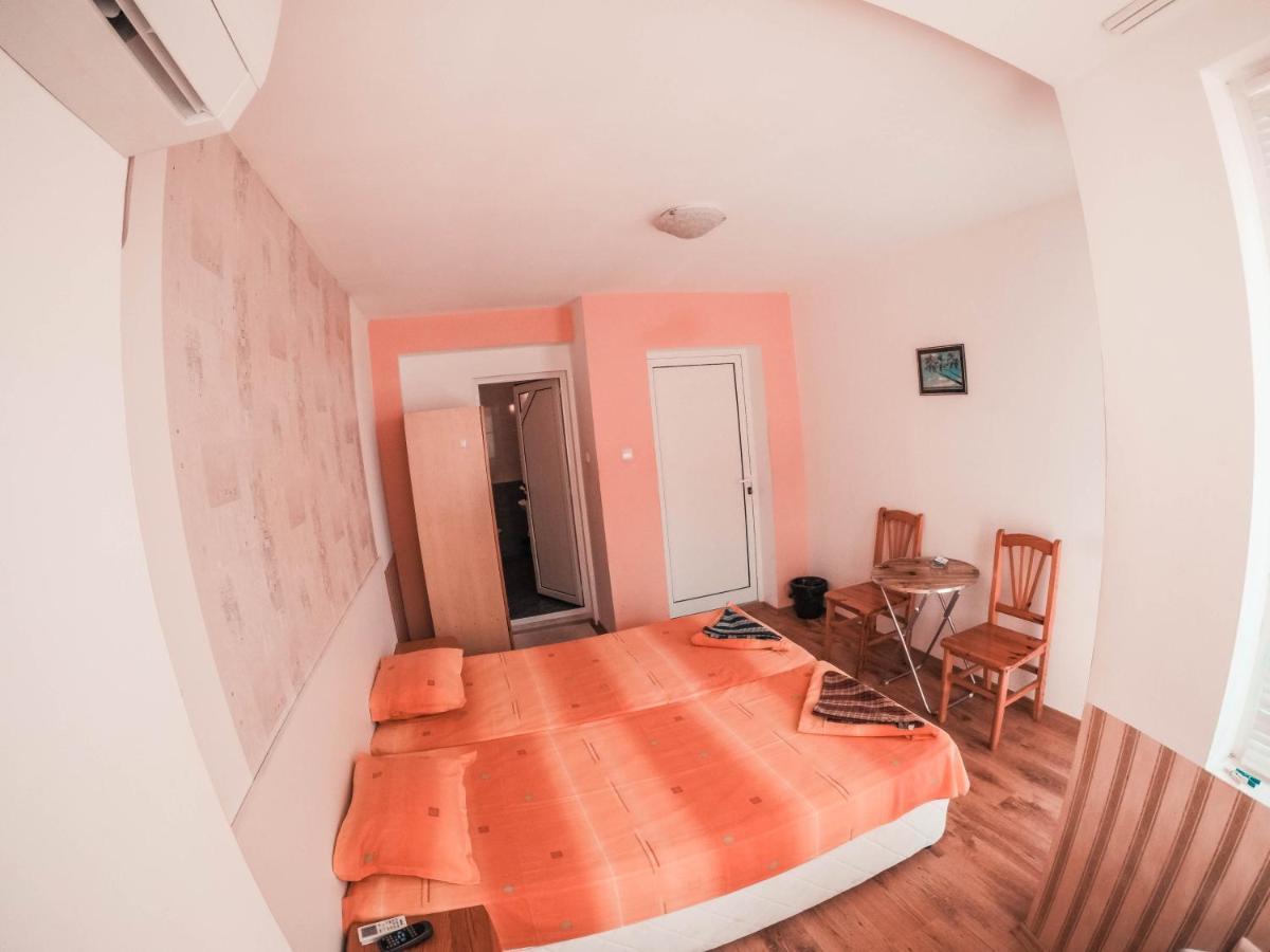 Guest House Gabriel Sozopol Eksteriør bilde